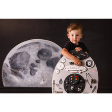 Afbeelding in Gallery-weergave laden, Foxy Family Ruimteschip Activiteitenbord