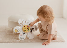 Afbeelding in Gallery-weergave laden, Foxy Family Activiteitenbord - Daisy