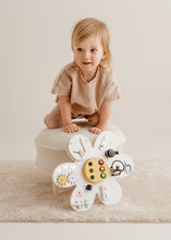 Afbeelding in Gallery-weergave laden, Foxy Family Activiteitenbord - Daisy