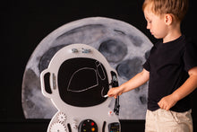 Afbeelding in Gallery-weergave laden, Foxy Family Jan de Astronaut Activiteitenbord