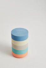 Afbeelding in Gallery-weergave laden, Moes Play Rainbow chair