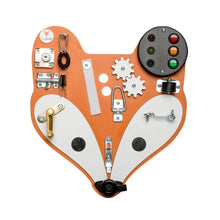 Afbeelding in Gallery-weergave laden, Foxy Family Activiteitenbord Houten Vossenhoofd Rood