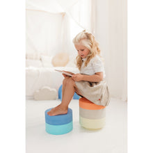 Afbeelding in Gallery-weergave laden, Moes Play Rainbow chair