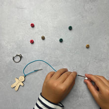 Afbeelding in Gallery-weergave laden, Cotton Twist Maak je eigen gingerbread sleutelhanger