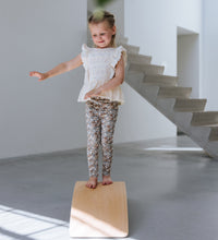 Afbeelding in Gallery-weergave laden, Jindl houten balance board - Naturel