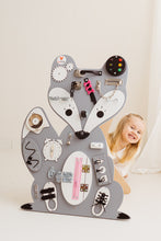 Afbeelding in Gallery-weergave laden, Foxy Family Leonia de Vos Activiteitenbord