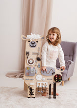 Afbeelding in Gallery-weergave laden, Foxy Family Mika de Lama Activiteitenbord NIEUW