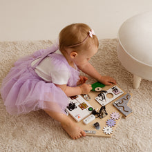 Afbeelding in Gallery-weergave laden, Foxy Family Activiteitenbord Huis Mini - Lila