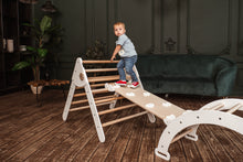 Afbeelding in Gallery-weergave laden, Wood & Hearts Speeltoestel naturel en wit