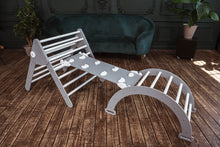 Afbeelding in Gallery-weergave laden, Wood & Hearts Speeltoestel grijs en wit