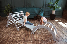 Afbeelding in Gallery-weergave laden, Wood & Hearts Speeltoestel grijs en wit