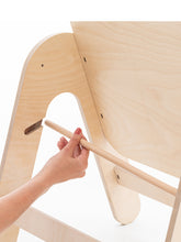 Afbeelding in Gallery-weergave laden, Mamatoyz tafel en tekenbord + krukje