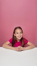 Video laden en afspelen in Gallery-weergave, OMY Super kleur- en stickerboek Lily