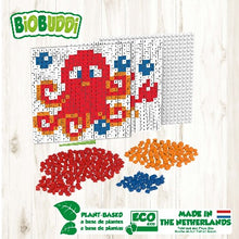 Afbeelding in Gallery-weergave laden, BiOBUDDi Pixel and Create pakket Inktvis en Krab inhoud