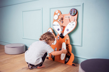 Afbeelding in Gallery-weergave laden, Foxy Family Hubbie de Vos Activiteitenbord