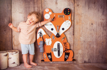 Afbeelding in Gallery-weergave laden, Foxy Family Hubbie de Vos Activiteitenbord