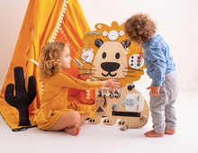 Afbeelding in Gallery-weergave laden, Foxy Family Edmund de Leeuw Activiteitenbord