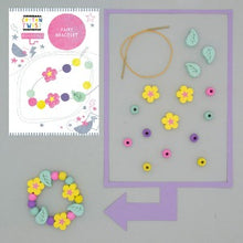 Afbeelding in Gallery-weergave laden, Cotton Twist maak je eigen bloemen armband inhoud van verpakking
